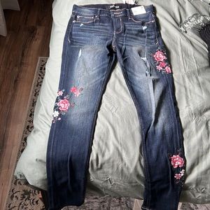 NWT express mid rise legging with crochet flowers sz 2S